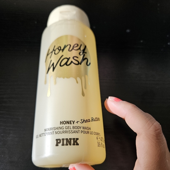 PINK Victoria's Secret Other - Pink Victoria's Secret honey wash